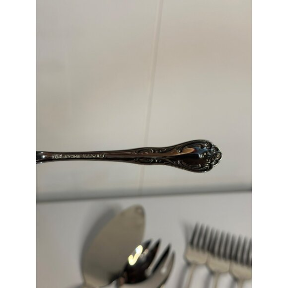 VTG Fashion USA Silverplate Flatware 20pcs "Distinction" Ornate Pattern Silver - Picture 6 of 9